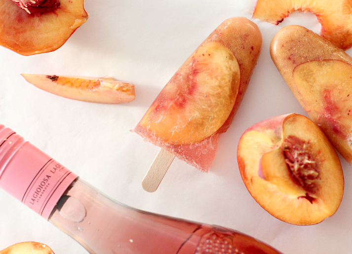 Summer Popsicles: peach & prosecco