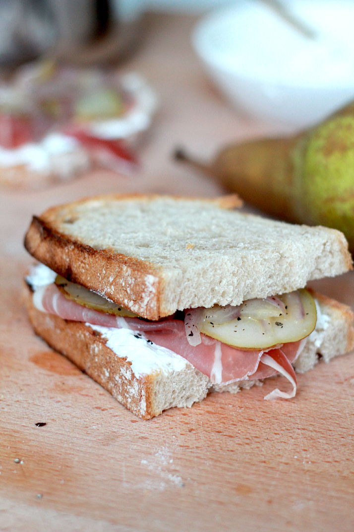 Recipe: Pear Sandwich | The Daily Dose