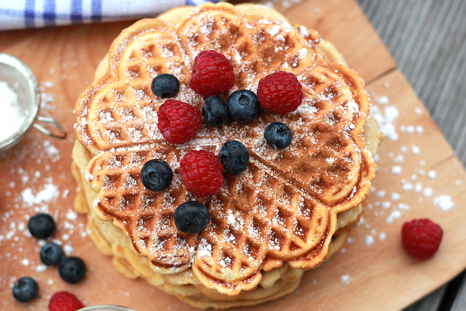 Cinnamon Waffles | The Daily Dose