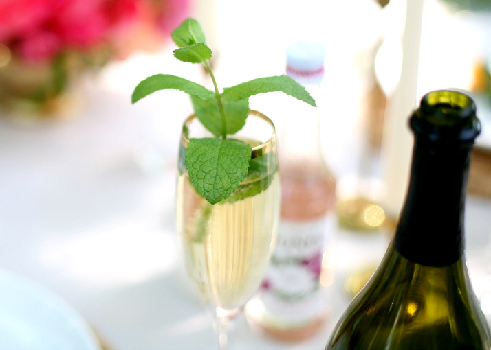 Sparkling Garden Rose - Signature Wedding Cocktail | Love Daily Dose