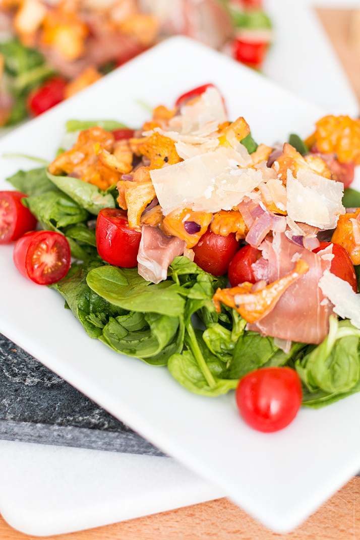 Late Summer Salad with Chanterelles & Prosciutto | Love Daily Dose