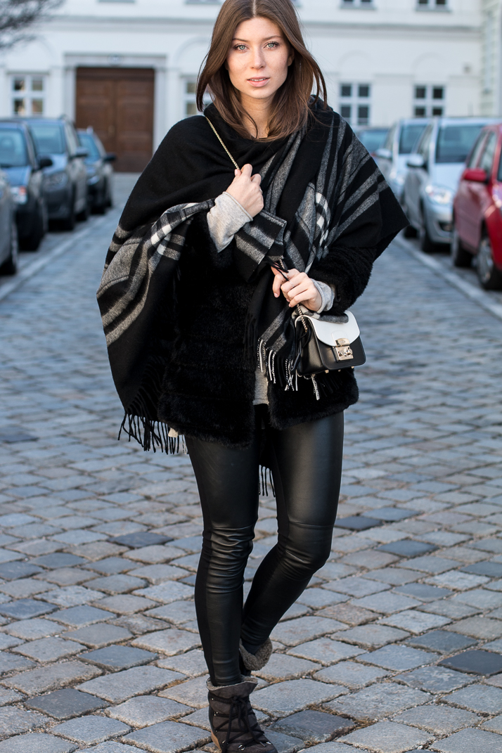 Editor's Pick: Scarves & Leggings | The Daily Dose
