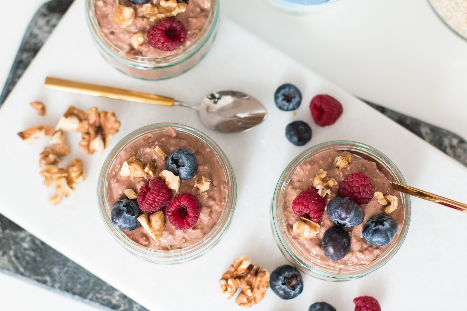 Brownie Oatmeal Breakfast | The Daily Dose