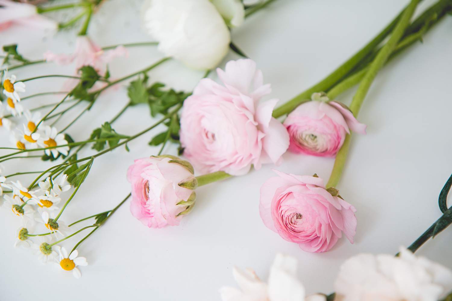 DIY: Bridesmaids Bouquets | The Daily Dose