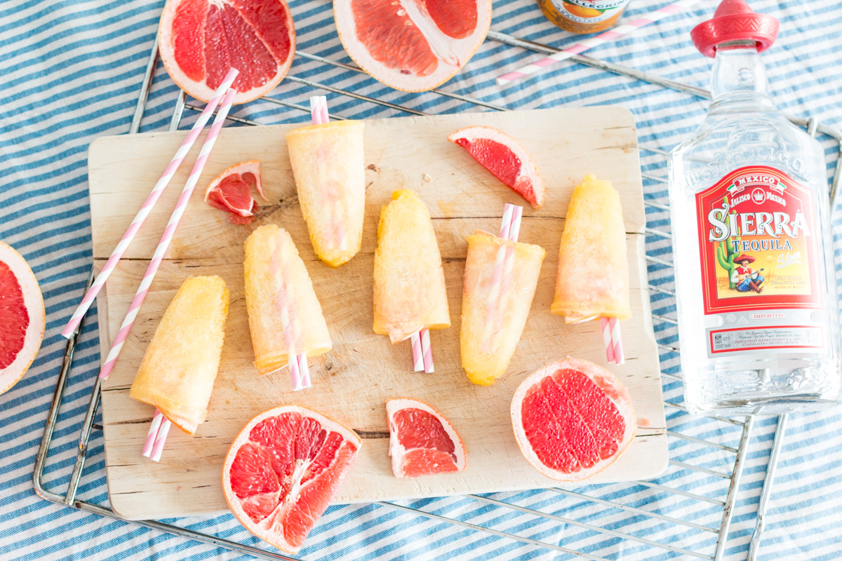 Boozy Summer Popsicles | The Daily Dose