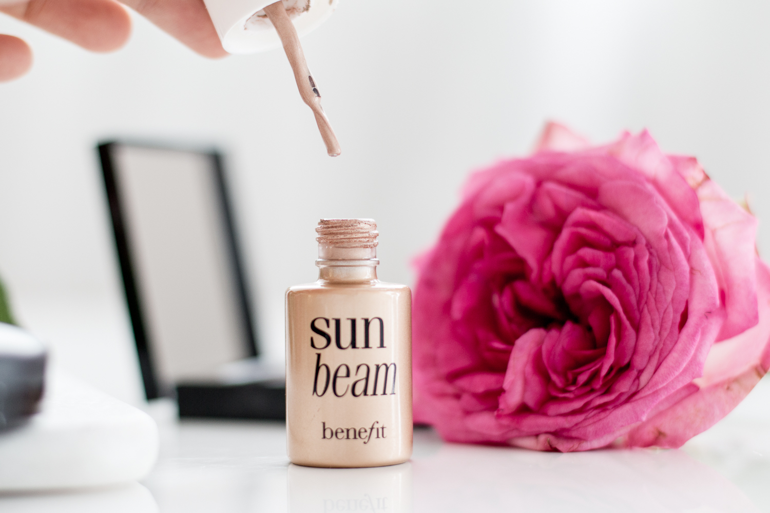 Beauty: 5 Highlighting Products for Sun-Kissed Skin | Love Daily Dose