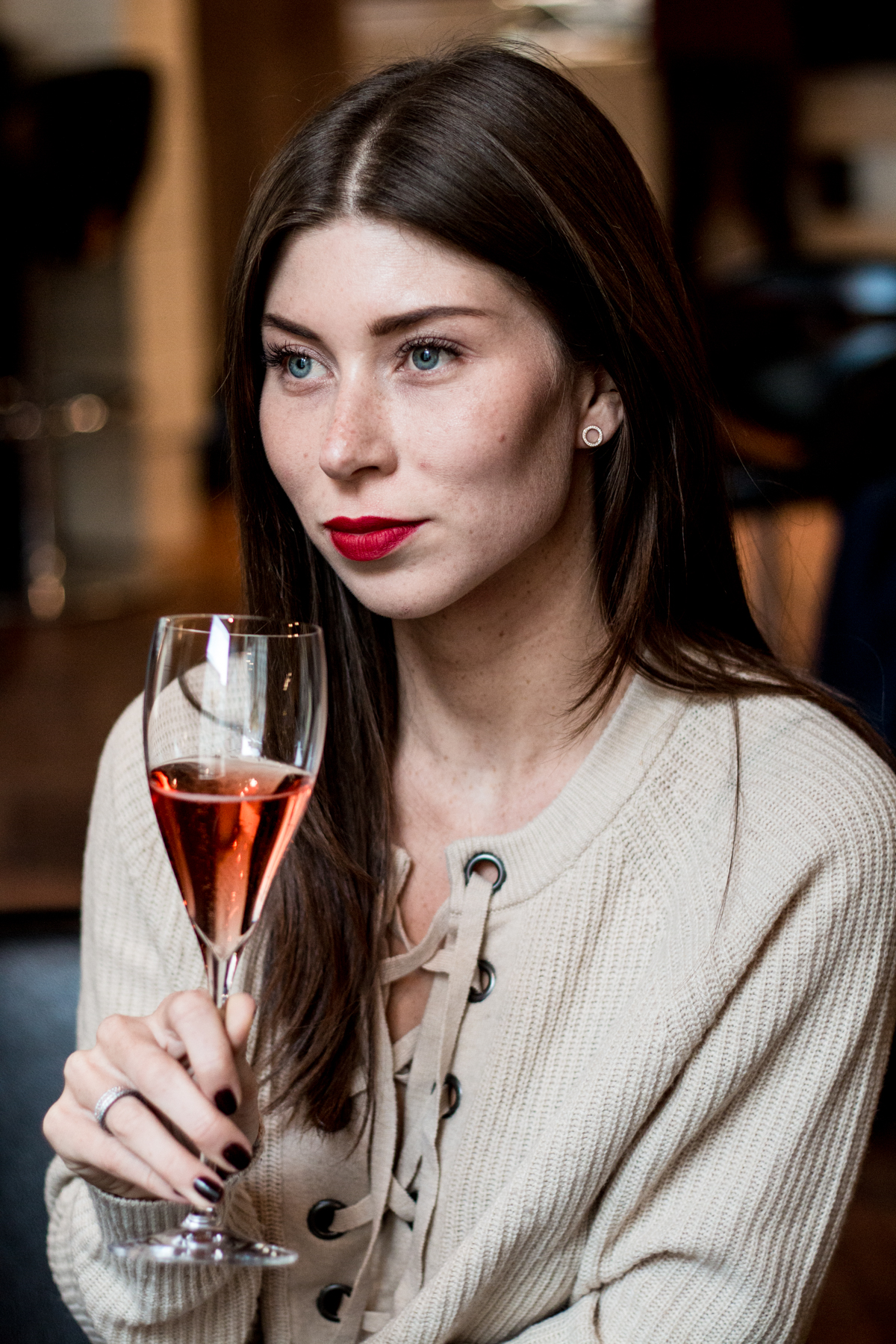 Vienna Picks: Le Moët Champagne Bar | The Daily Dose