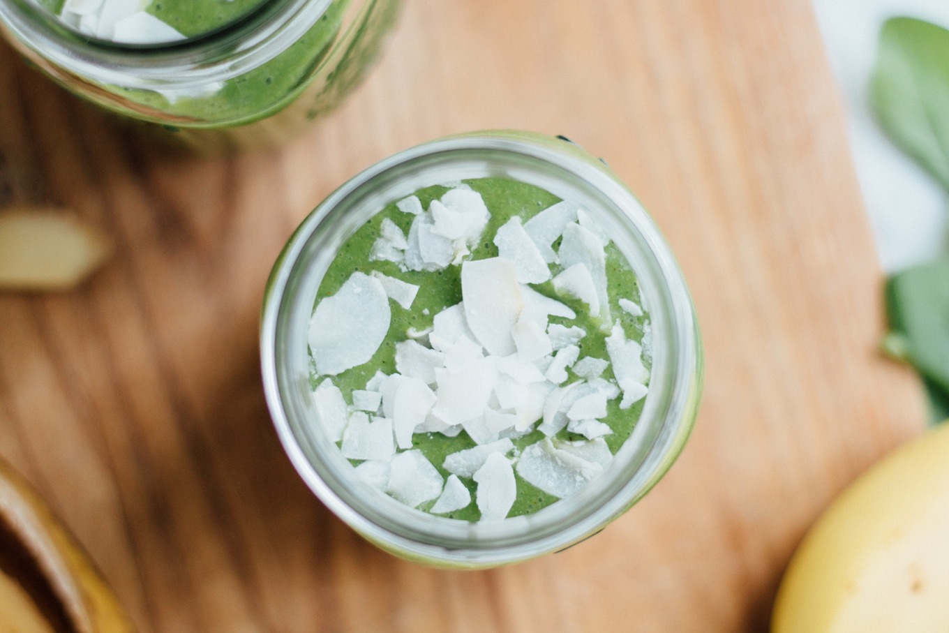 Bubbly Friday: Vitamin Boost Smoothie | The Daily Dose