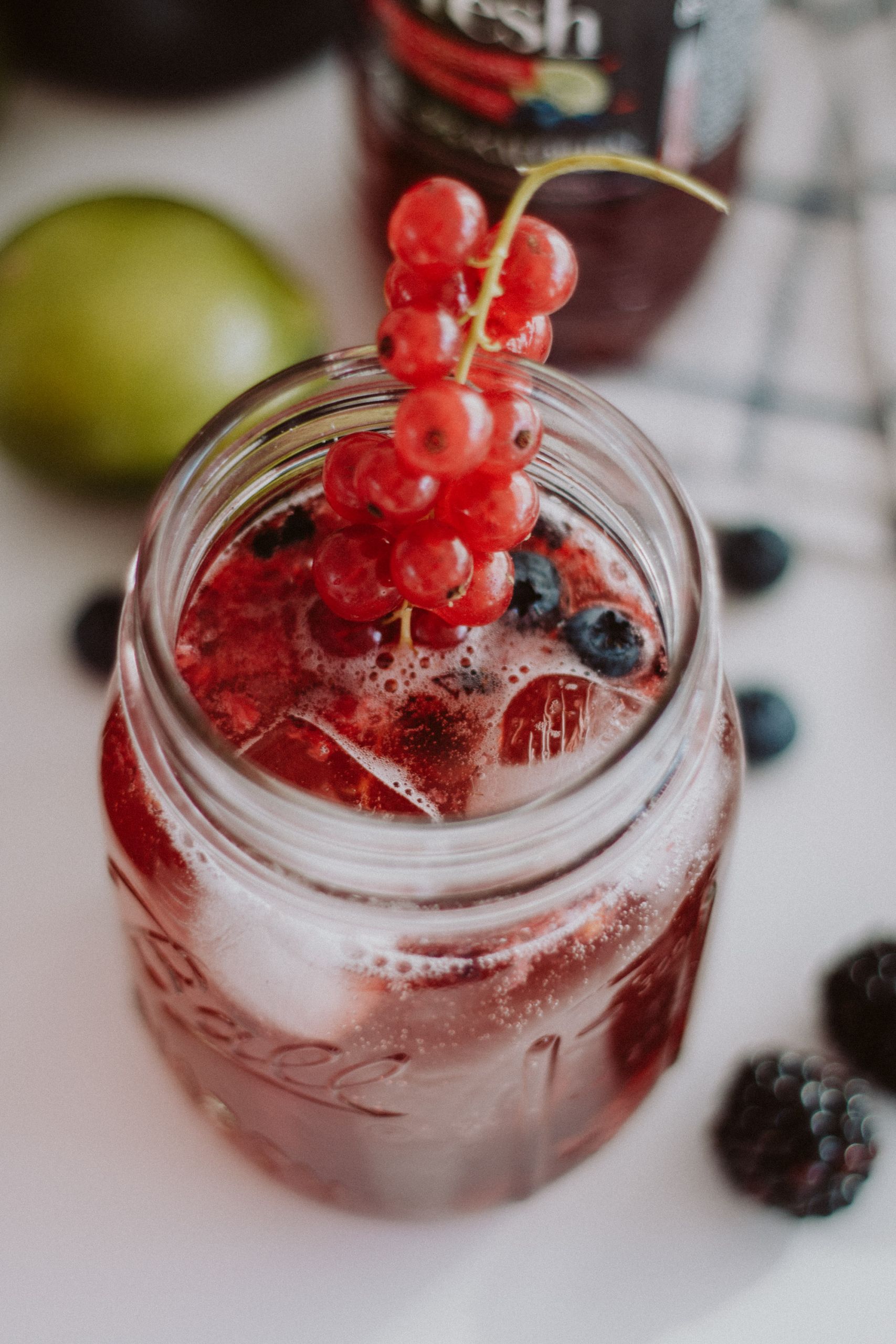 Spiked Berry Lemonade | Love Daily Dose