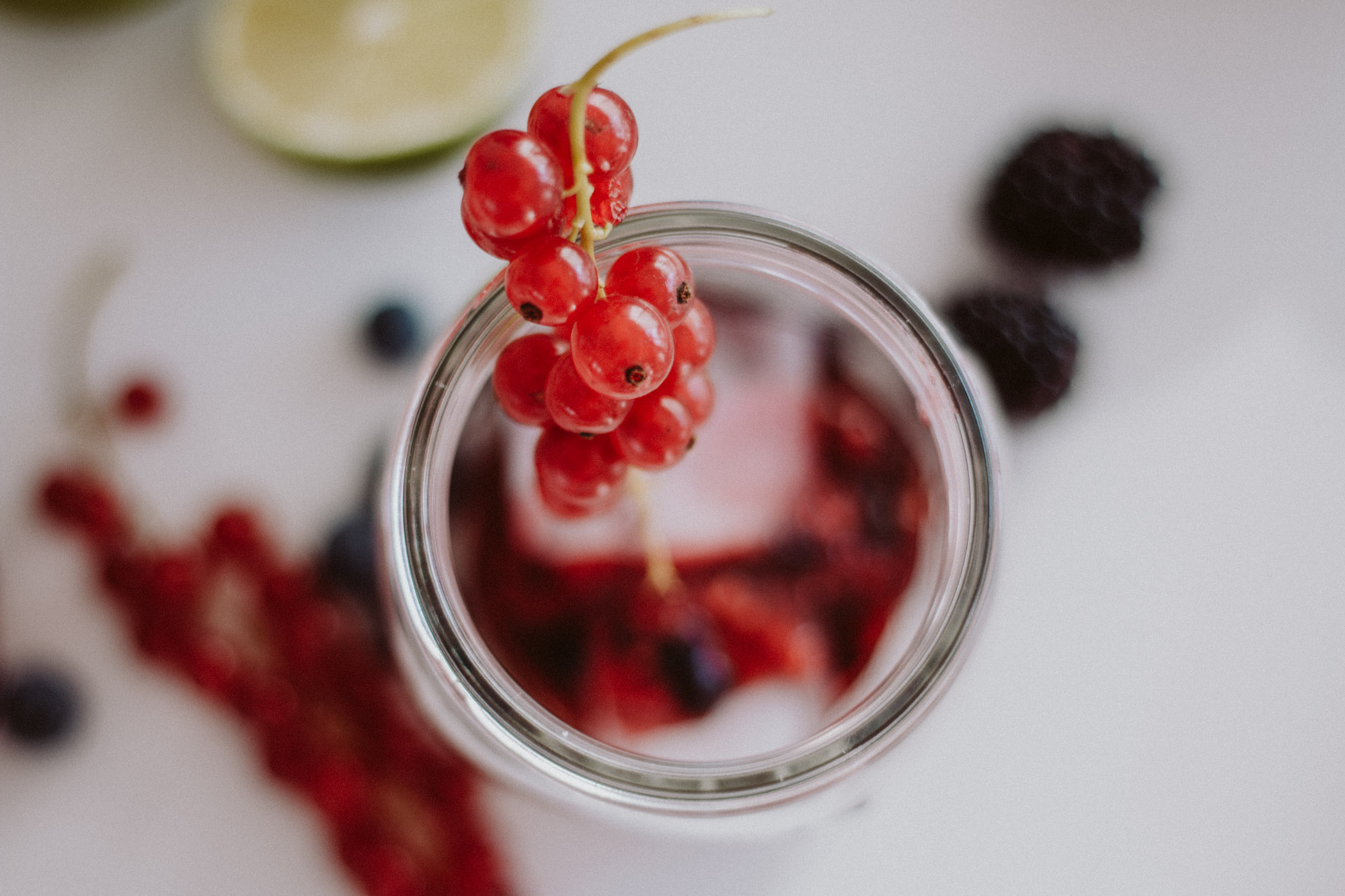 Spiked Berry Lemonade | Love Daily Dose