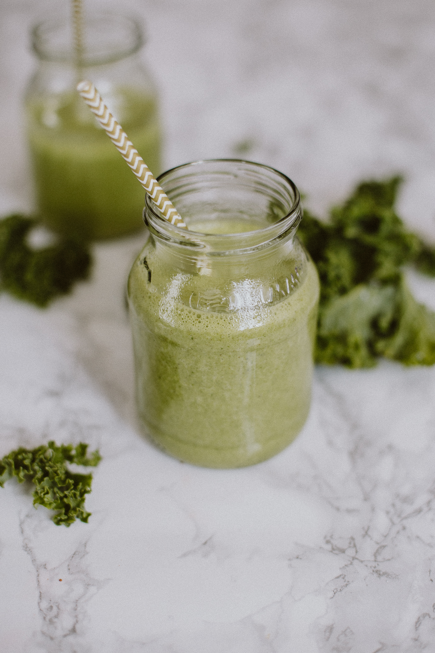 Winter Kale Smoothie with Almond Milk & Cinnamon | Love Daily Dose