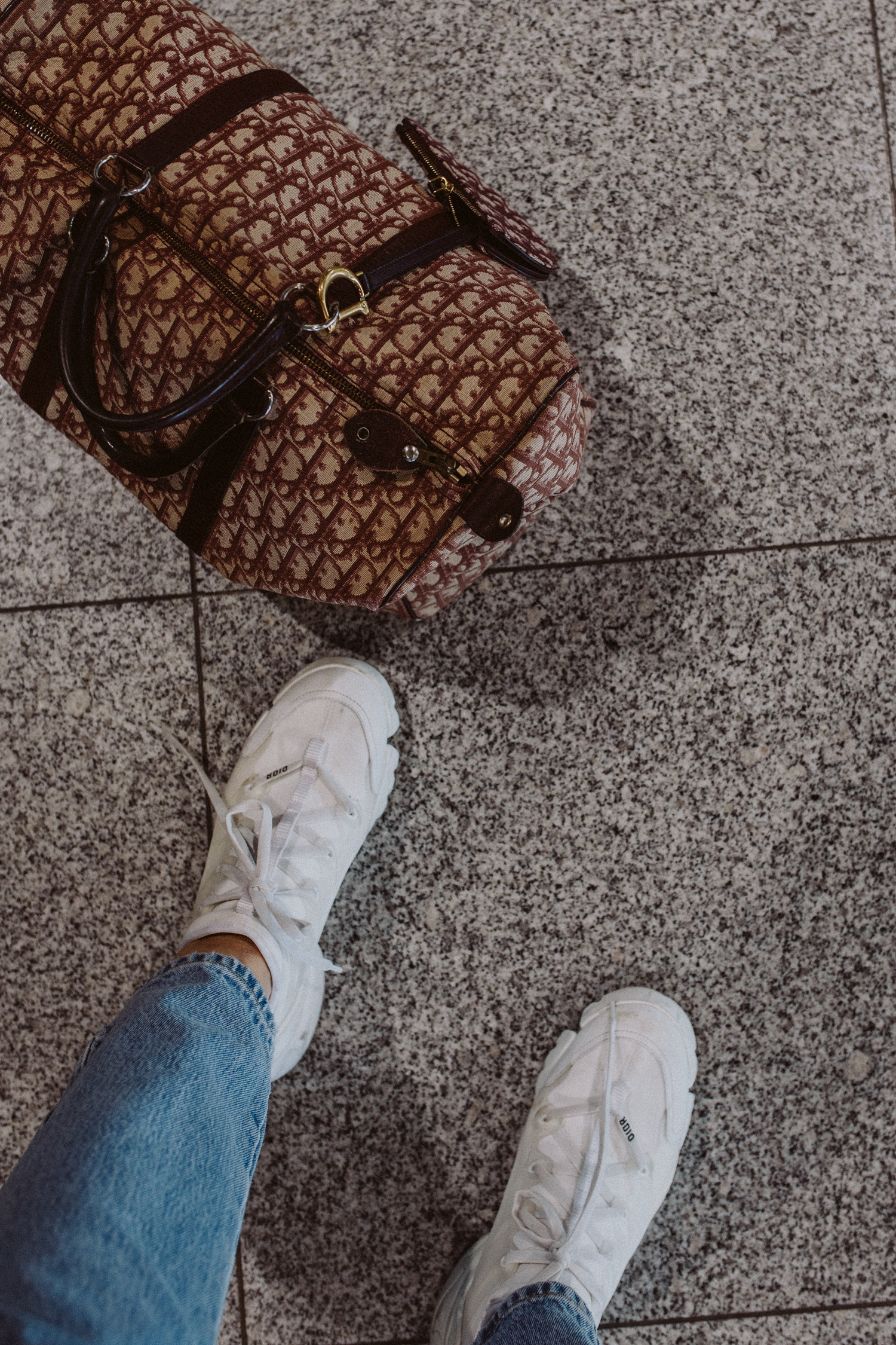 Die besten Weekender Taschen für stylishe Reisen - Love Daily Dose